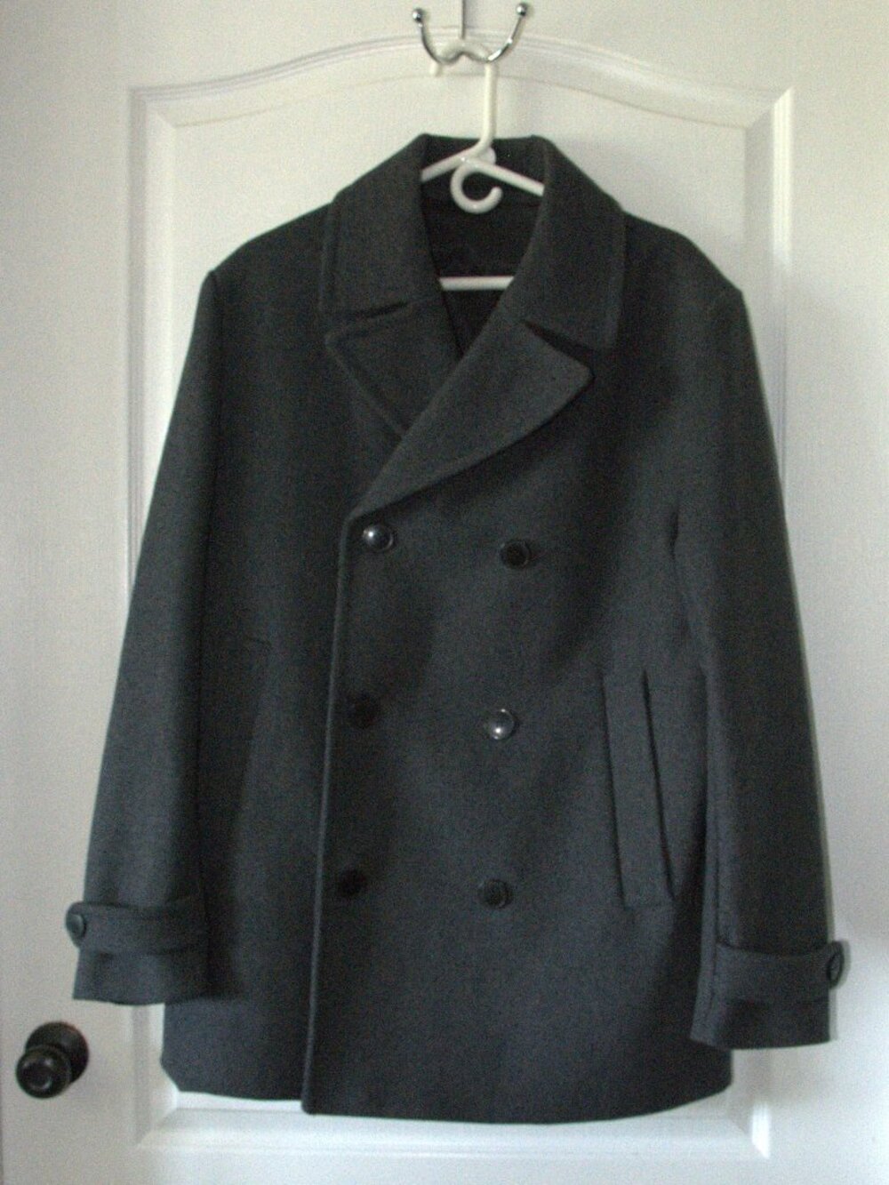 H&M Men's Classic Double Breasted Wool Peacoat size 44R Charcoal
